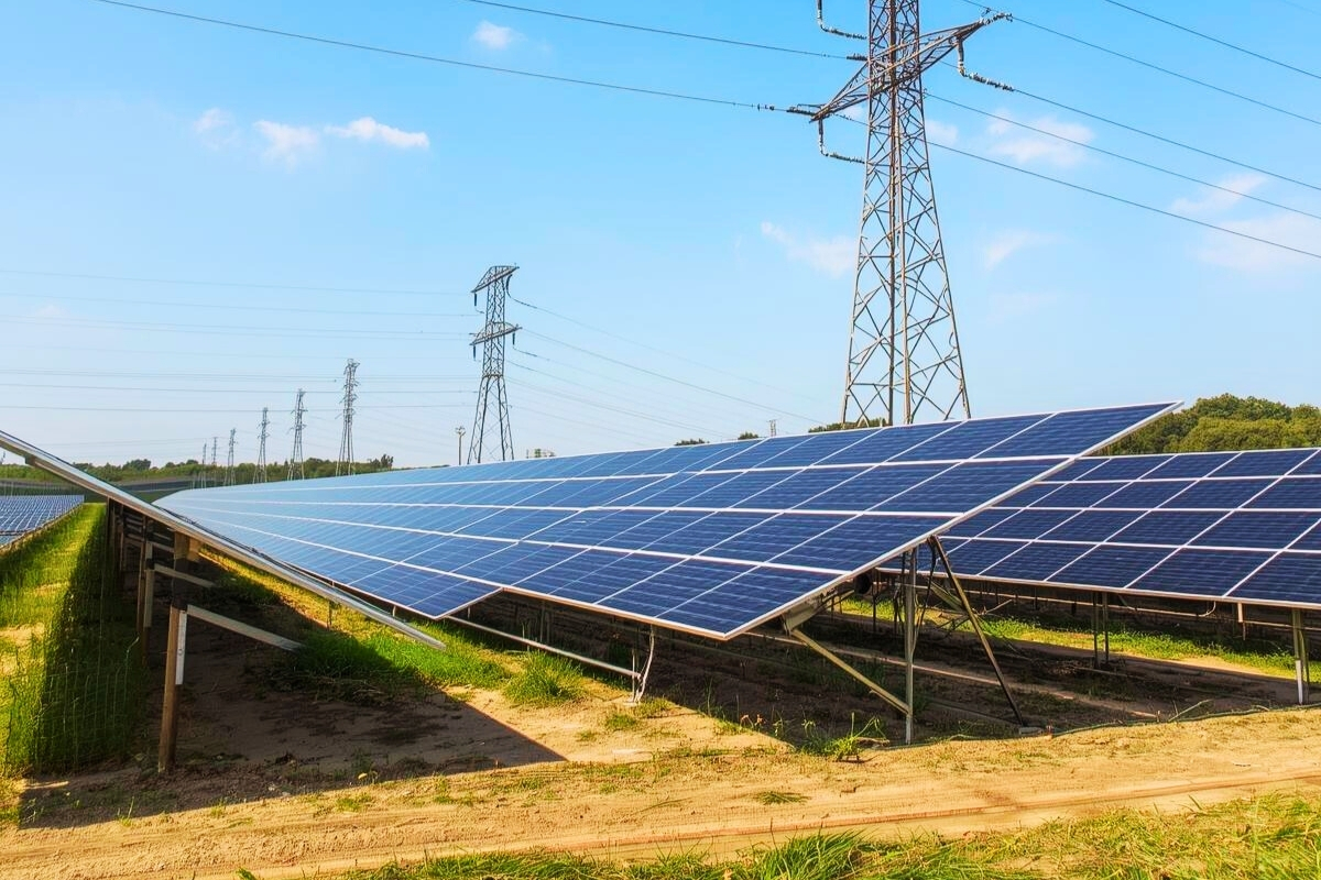 Embasa amplia uso de energia solar em programa de transição energética