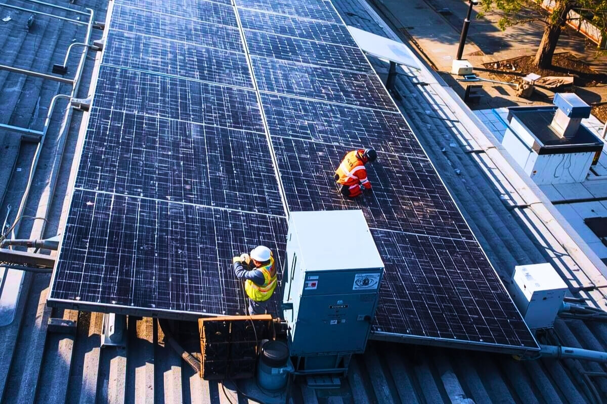 Solução de limitação de injeção viabiliza 93 kWp em escola com rede saturada